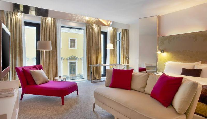 SO/ Saint Petersburg Hotel