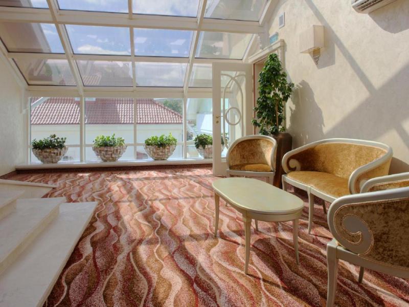 Двор Подзноева (Главный корпус)