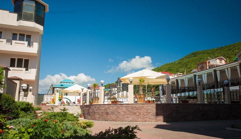 Гостиничный комплекс Дельмонт