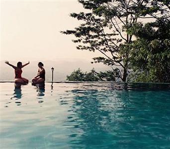 Randholee Luxury Resort