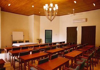 Randholee Luxury Resort