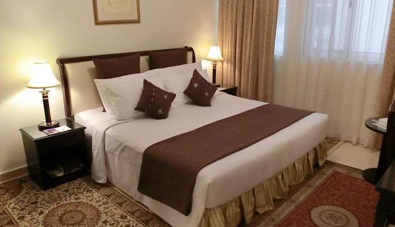 Al Muraqabat Plaza Hotel Apartments