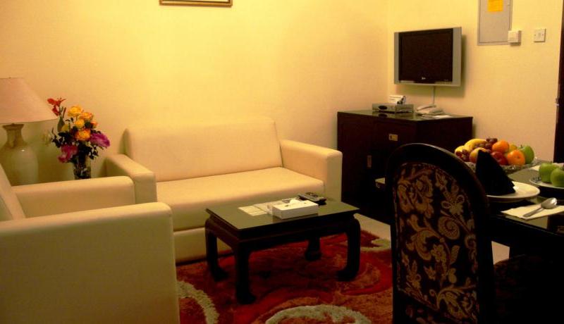 Al Muraqabat Plaza Hotel Apartments