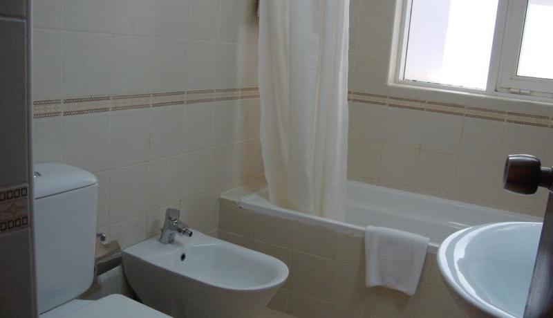 Al Muraqabat Plaza Hotel Apartments