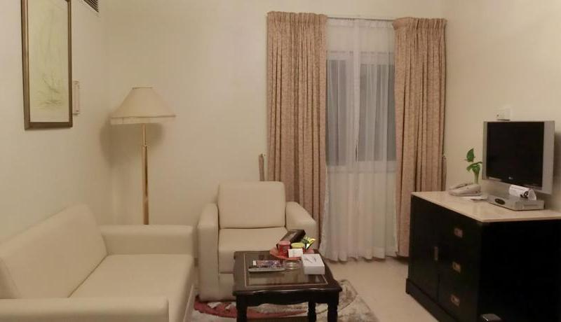 Al Muraqabat Plaza Hotel Apartments