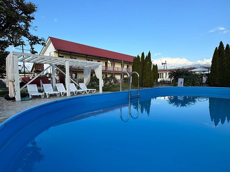 Абхазский дворик (Цандрипш)