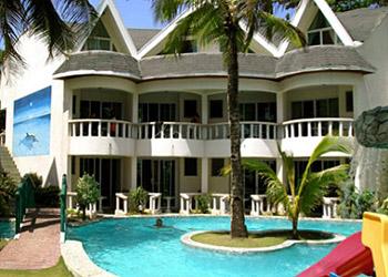 Paradise Bay Beach & Watersport Resort