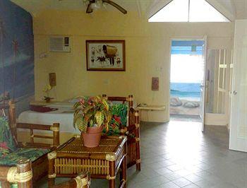 Paradise Bay Beach & Watersport Resort