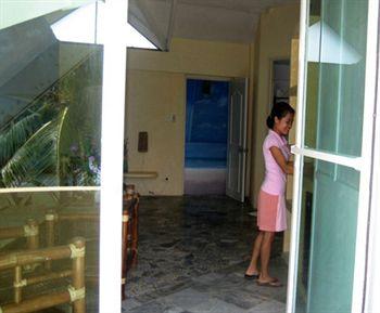 Paradise Bay Beach & Watersport Resort