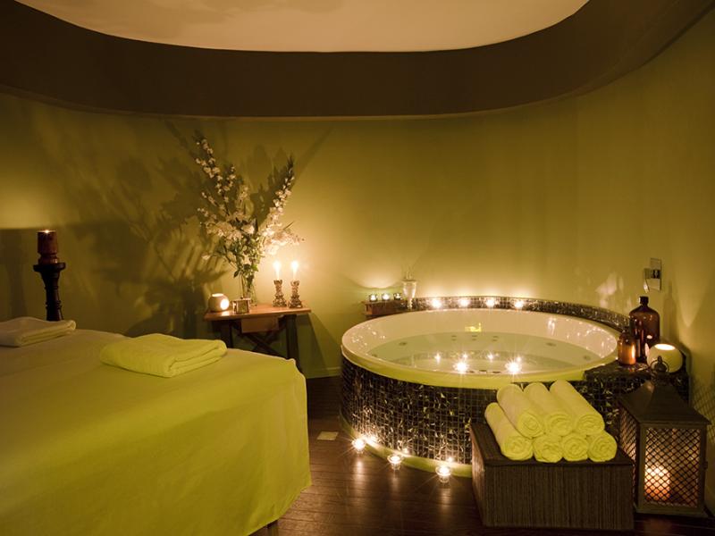 Brown TLV Urban Hotel