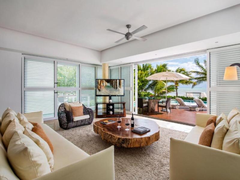 Blue Diamond Luxury Boutique (Adults Only)