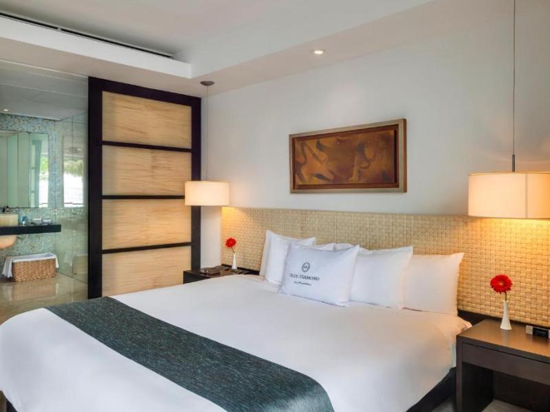 Blue Diamond Luxury Boutique (Adults Only)