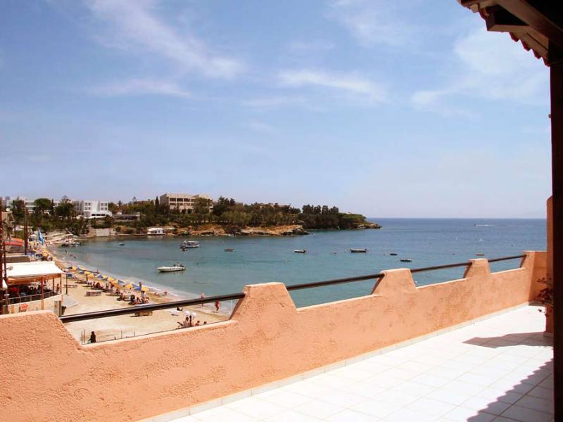 Thania Seaside Luxury Smotel