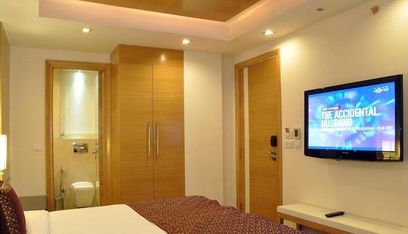 Almondz Hotel