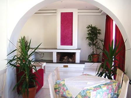 Smaragdine Beach Hotel