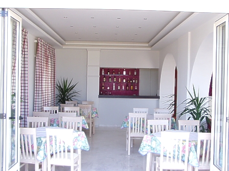 Smaragdine Beach Hotel