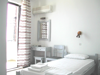 Smaragdine Beach Hotel