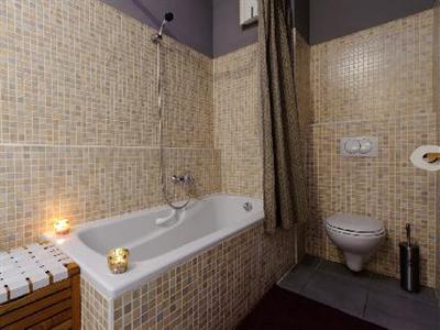 Central Passage Apartment