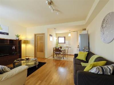 Central Passage Apartment