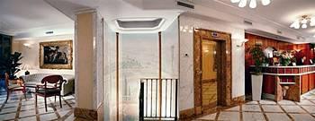 Отель Hotel Capitol Италия, Милан, фото 4