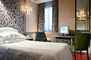 Hotel Capitol