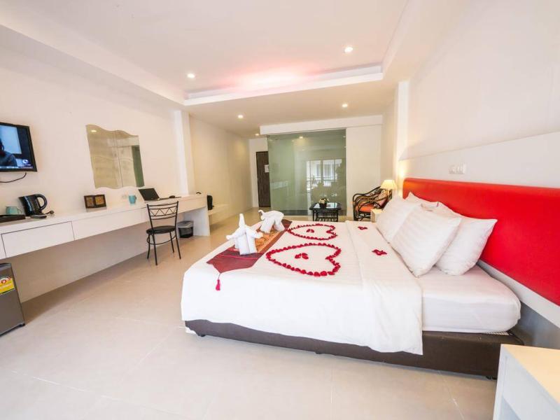 Armoni Patong Beach Hotel by Andacura