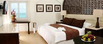 GR Caribe by Solaris