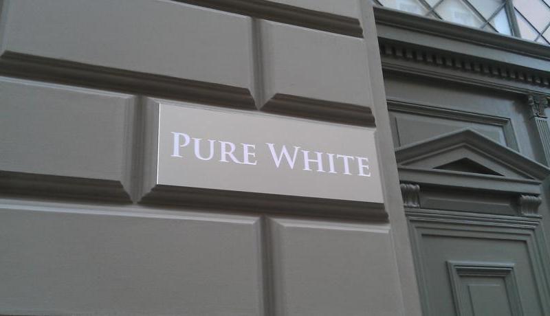Pure White Design Prague
