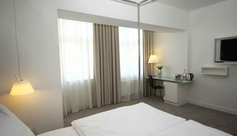 Pure White Design Prague