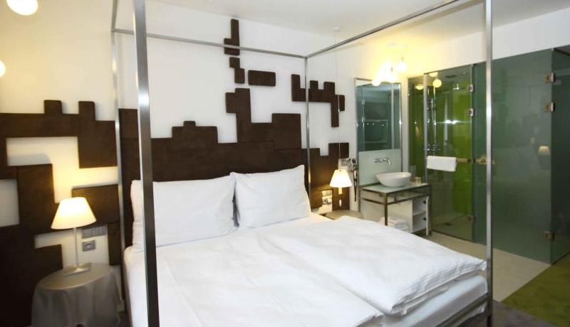 Pure White Design Prague