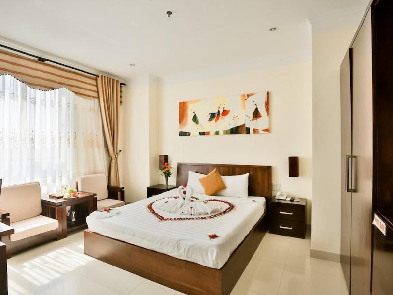 Tst Hotel (Truong Son Tung 2)