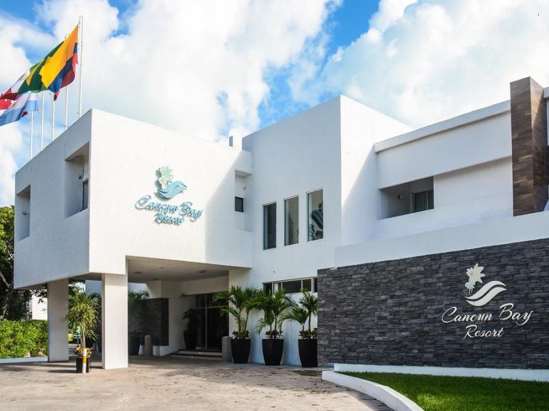Cancun Bay Resort