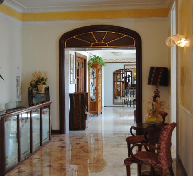Hotel Capri
