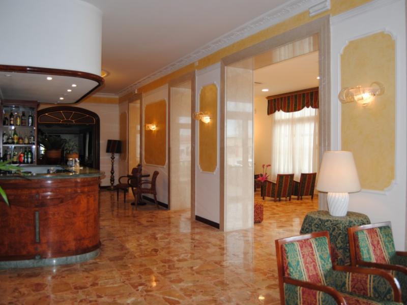 Hotel Capri