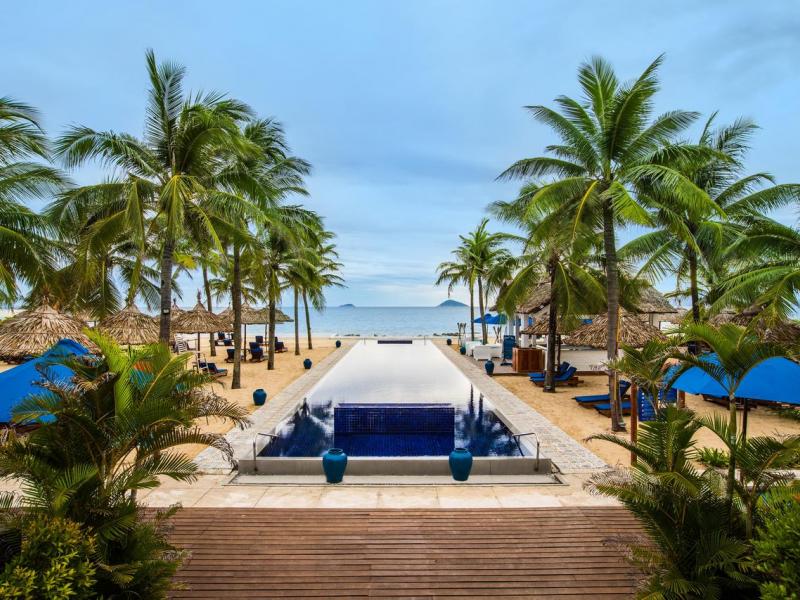 Sunrise Hoian Beach Resort