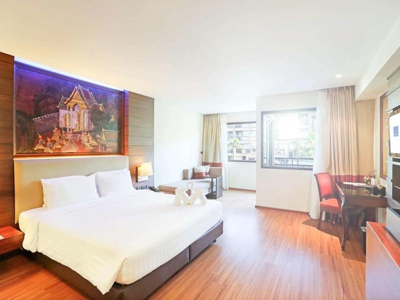 Novotel Phuket Vintage Park Resort