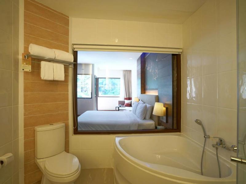 Novotel Phuket Vintage Park Resort