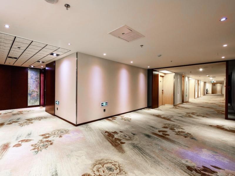 Oriental Garden Hotel
