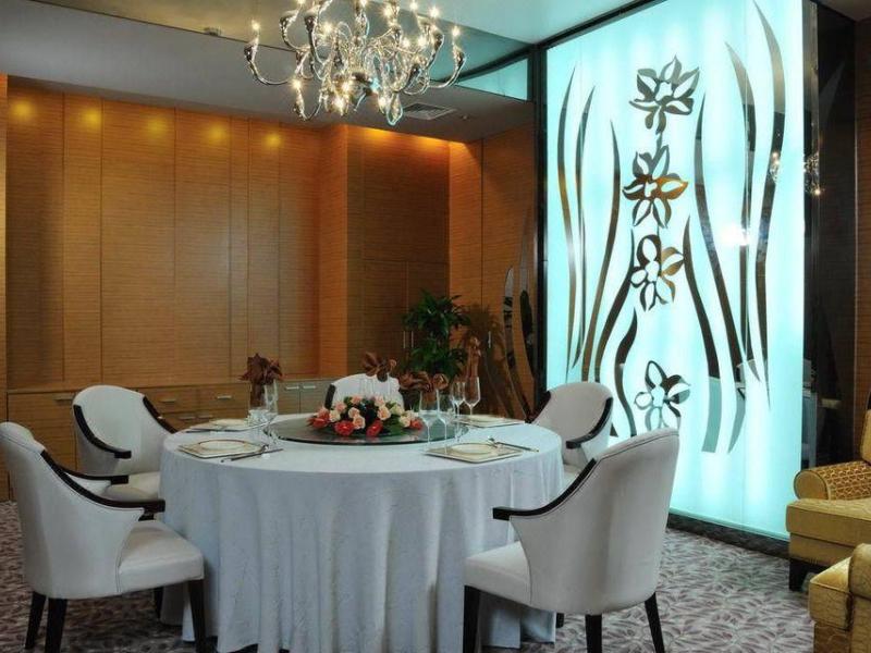 Oriental Garden Hotel