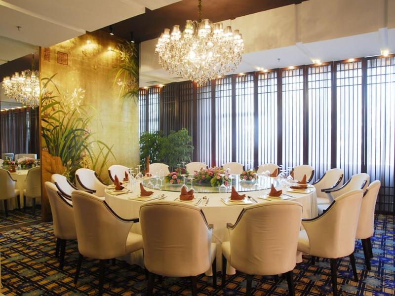 Oriental Garden Hotel