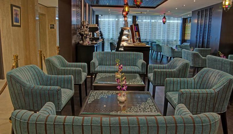 Boutique 7 Hotel & Suites