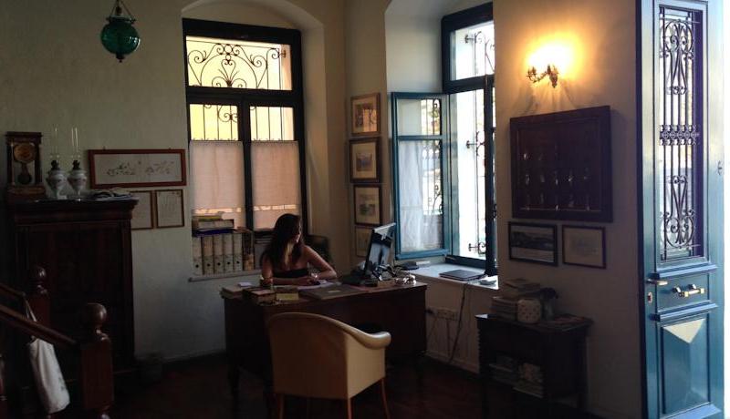 Aliki Hotel