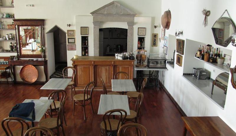 Aliki Hotel