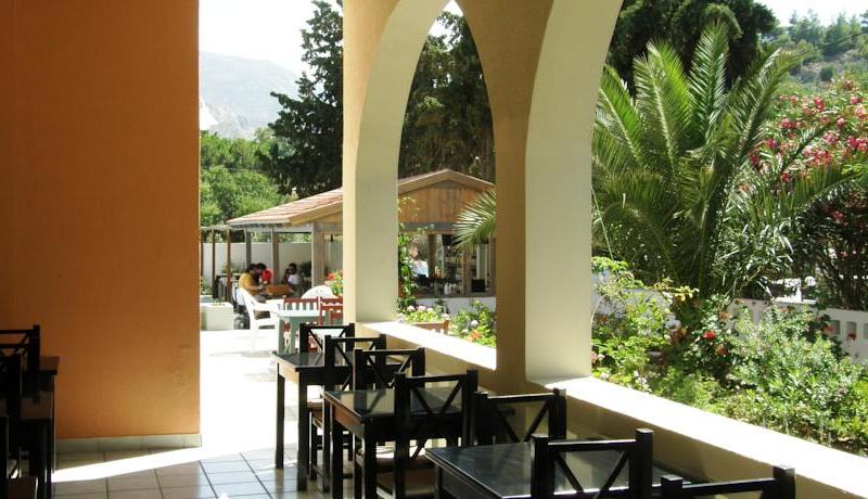 Elies Hotel