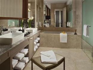 Resorts World Sentosa - Equarius Hotel