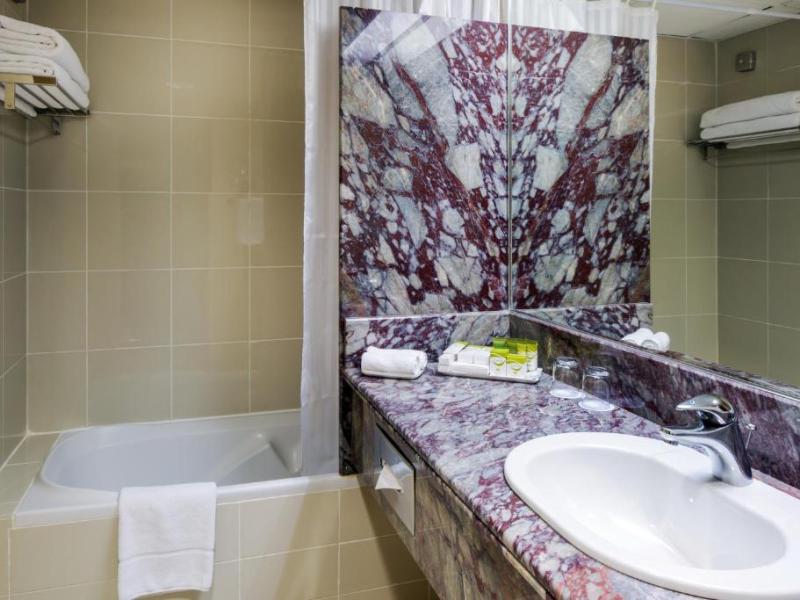 Novel Hotel City Center 