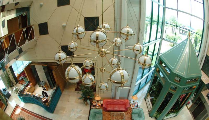 Royal Garden Hotel