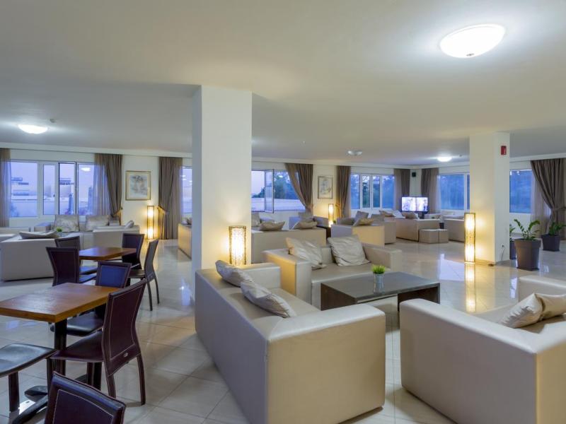 Dessole Blue Star Resort