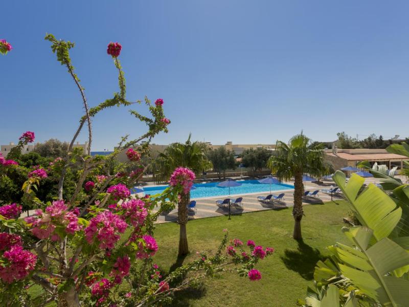 Dessole Blue Star Resort