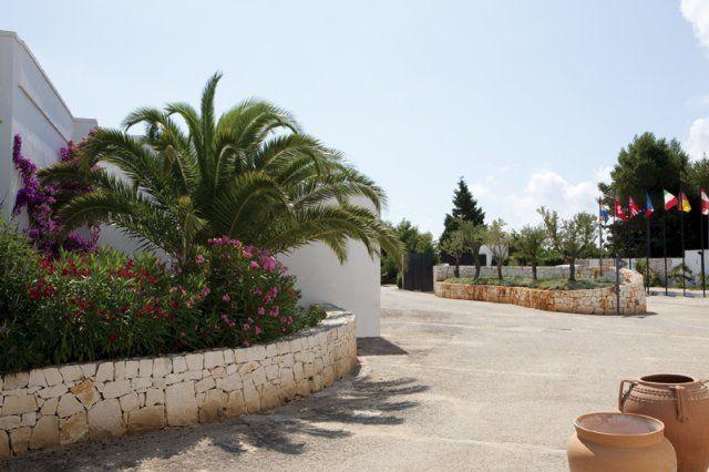 Meditur Village